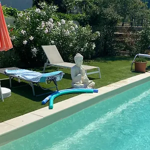 Vakantiehuis Climatise Avec Piscine Sur Les Hauteurs De